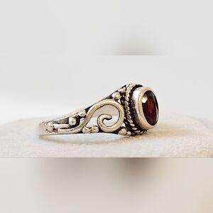 925 Sterling Silver Garnet Ring SZ 5.5